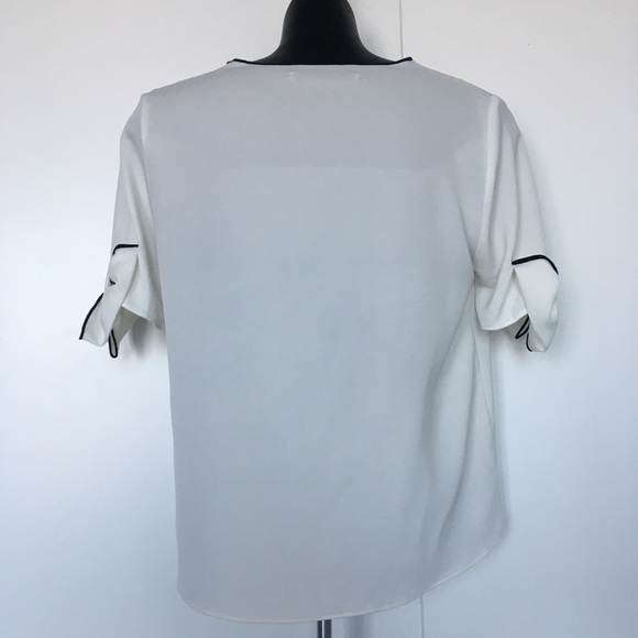 Zara V-Neck Short Bow Sleeve White Blouse Medium - Picture 3 of 8